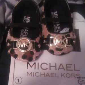 Michael kors baby shoes